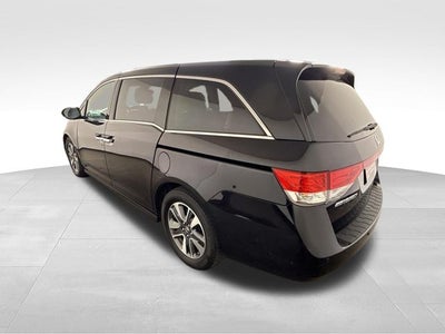 2016 Honda Odyssey Touring w/ REAR ENTERTAINMENT