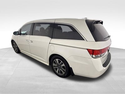 2016 Honda Odyssey Touring w/ HEATED SEATS