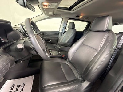 2025 Honda Odyssey EX-L w/ HEATED LEATHER