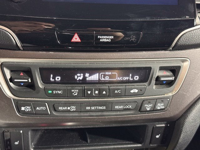 2021 Honda Pilot Special Edition w/ AMBIENT LIGHTING