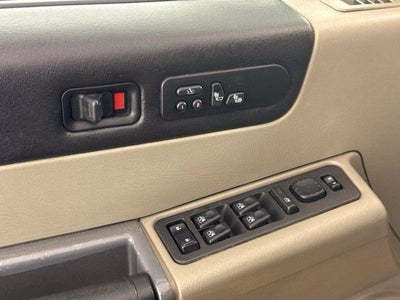 2003 Hummer H2 Base w/ SUNROOF