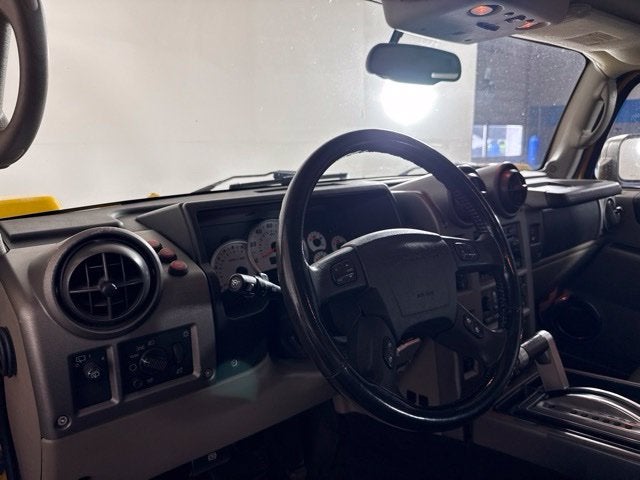 2003 Hummer H2 Base w/ SUNROOF