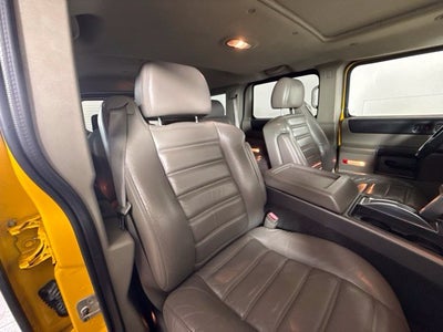 2003 Hummer H2 Base w/ SUNROOF