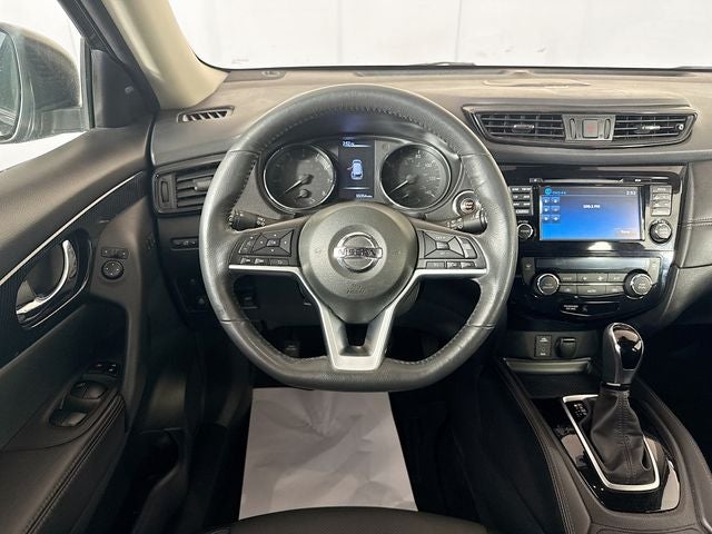 2017 Nissan Rogue SL AWD w/ 360 CAMERAS