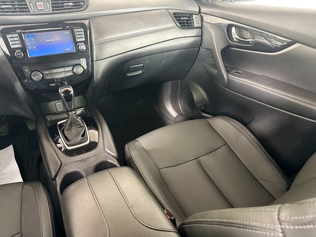 2017 Nissan Rogue SL AWD w/ 360 CAMERAS