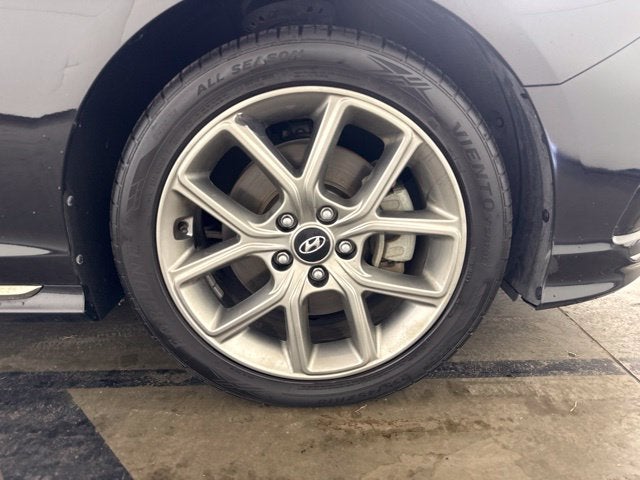 2019 Hyundai Sonata Limited w/ HEAT/COOL LEATHER