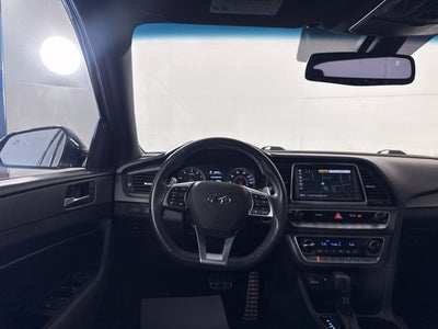 2019 Hyundai Sonata Limited w/ HEAT/COOL LEATHER