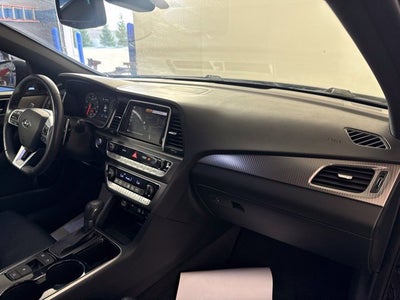 2019 Hyundai Sonata Limited w/ HEAT/COOL LEATHER