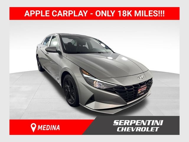 2021 Hyundai Elantra SEL w/ APPLE CARPLAY