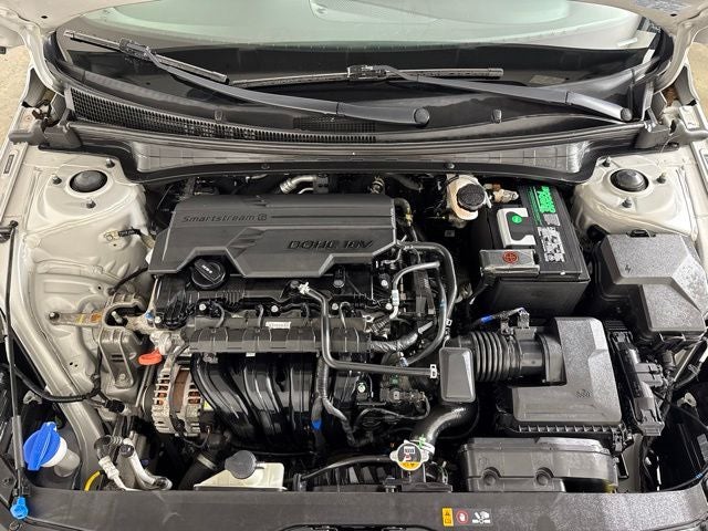 2021 Hyundai Elantra SEL w/ APPLE CARPLAY