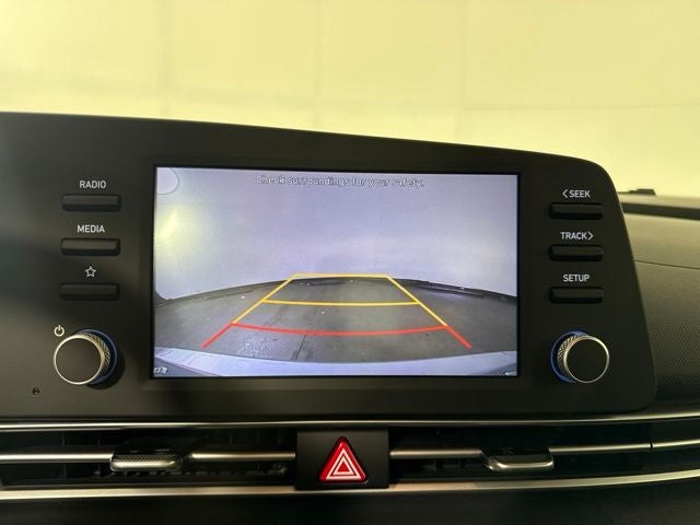 2021 Hyundai Elantra SEL w/ APPLE CARPLAY