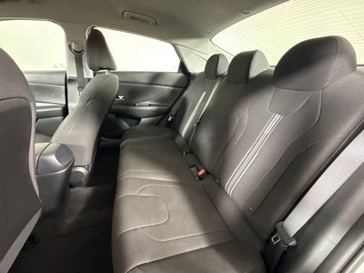 2021 Hyundai Elantra SEL w/ APPLE CARPLAY