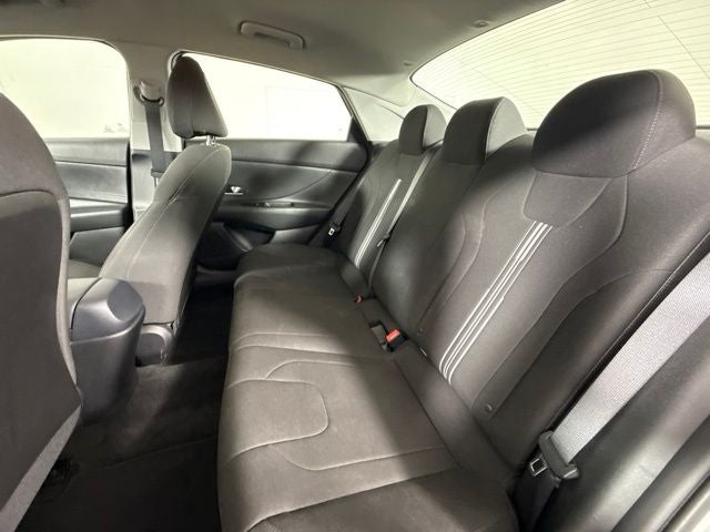 2021 Hyundai Elantra SEL w/ APPLE CARPLAY