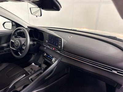 2021 Hyundai Elantra SEL w/ APPLE CARPLAY