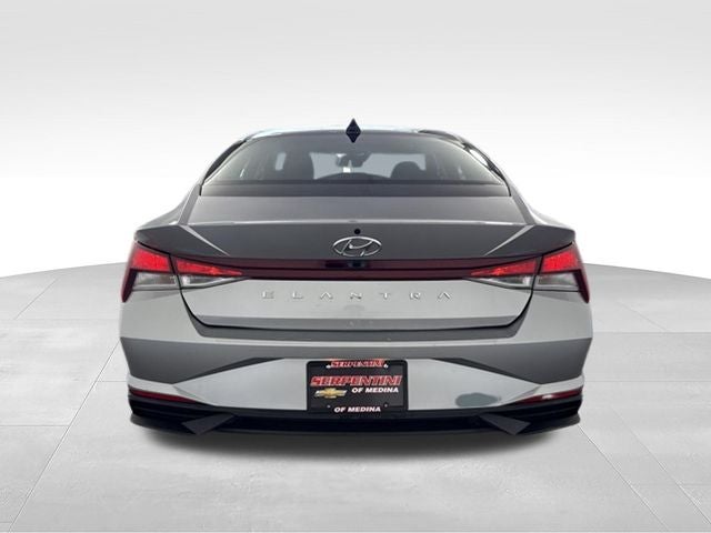 2021 Hyundai Elantra SEL w/ APPLE CARPLAY