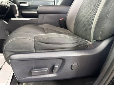 2017 Toyota Tundra SR5 w/ XM RADIO