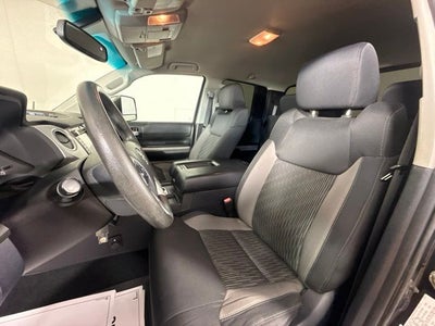 2017 Toyota Tundra SR5 w/ XM RADIO