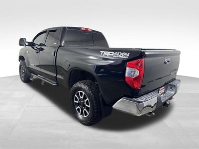 2017 Toyota Tundra SR5 w/ XM RADIO