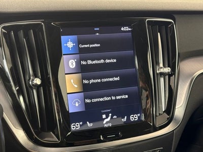 2019 Volvo S60 T6 Momentum w/ PANO MOONROOF