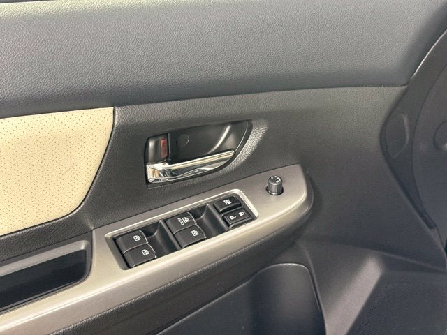 2017 Subaru Crosstrek 2.0i Limited w/ MOONROOF