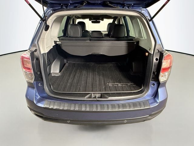 2018 Subaru Forester 2.5i Touring w/ PREMIUM AUDIO