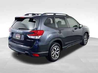 2019 Subaru Forester Premium w/ ONLY 66K MILES