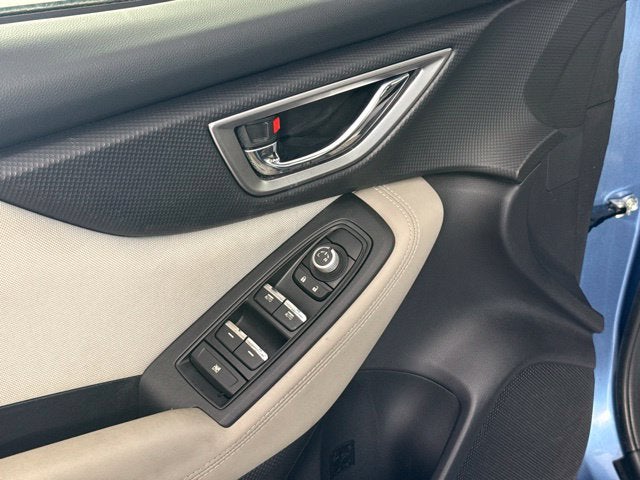 2019 Subaru Forester Premium w/ PANO ROOF