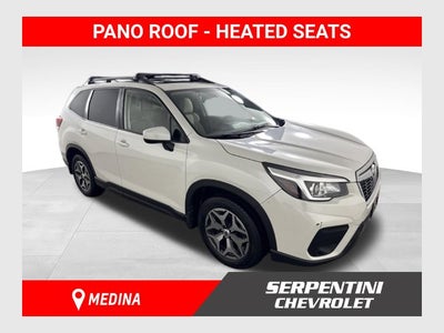 2019 Subaru Forester Premium w/ PANO ROOF