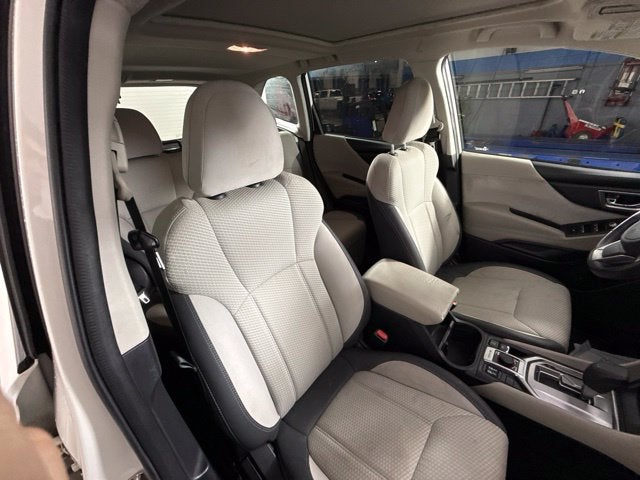 2019 Subaru Forester Premium w/ PANO ROOF