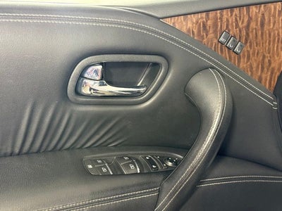 2017 Nissan Armada Platinum w/ MOONROOF