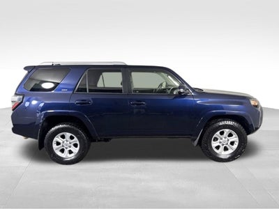 2016 Toyota 4Runner SR5 Premium w/ POWER MOONROOF