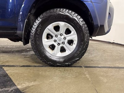 2016 Toyota 4Runner SR5 Premium w/ POWER MOONROOF