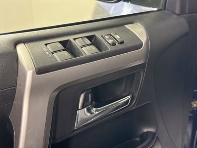 2016 Toyota 4Runner SR5 Premium w/ POWER MOONROOF