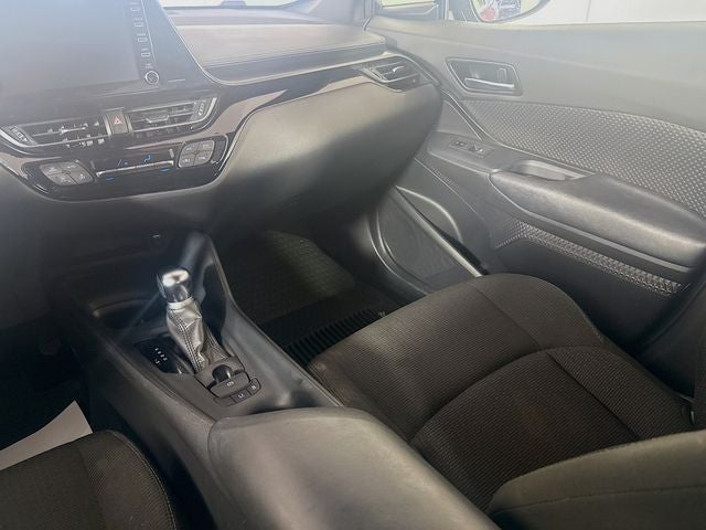 2019 Toyota C-HR LE w/ SAFETY ALERT