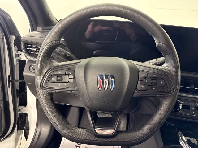 2025 Buick Envista Preferred w/ REMOTE START