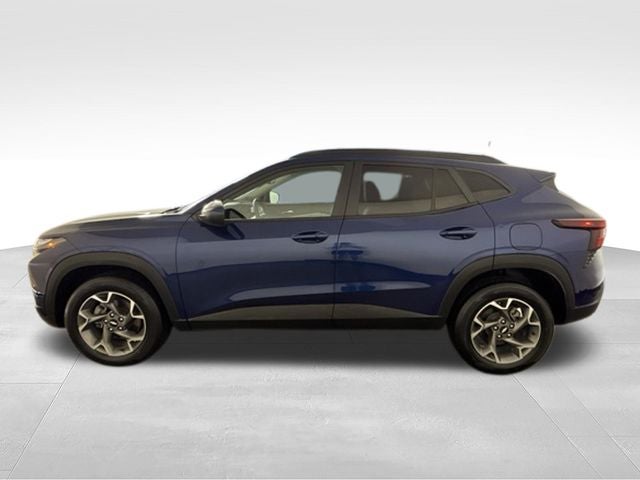 2024 Chevrolet Trax LT w/ APPLE CARPLAY