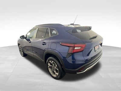 2024 Chevrolet Trax LT w/ APPLE CARPLAY