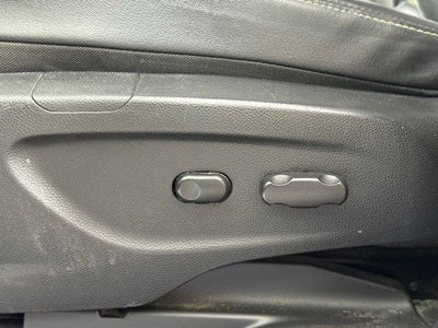 2019 Chevrolet Trax LT w/ APPLE CARPLAY