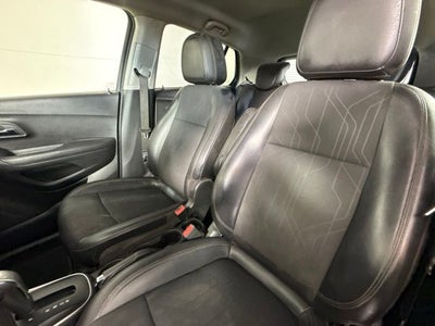 2019 Chevrolet Trax LT w/ APPLE CARPLAY