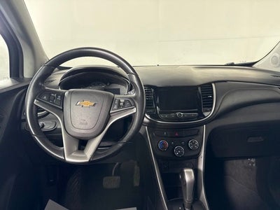 2019 Chevrolet Trax LT w/ APPLE CARPLAY