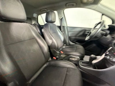 2019 Chevrolet Trax LT w/ APPLE CARPLAY