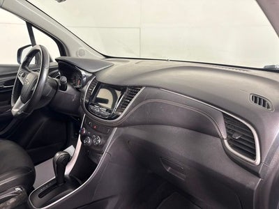 2019 Chevrolet Trax LT w/ APPLE CARPLAY