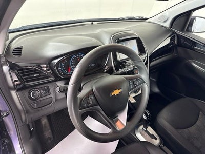 2017 Chevrolet Spark 1LT w/ APPLE CARPLAY