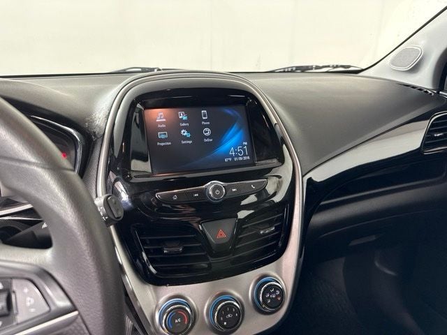 2017 Chevrolet Spark 1LT w/ APPLE CARPLAY