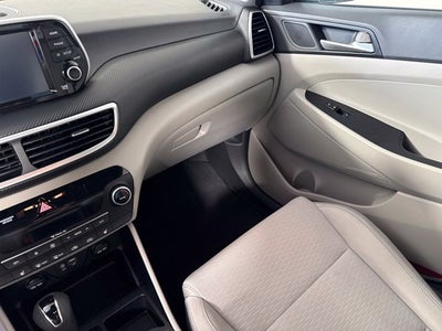 2020 Hyundai Tucson SEL w/ HEATED SEATS