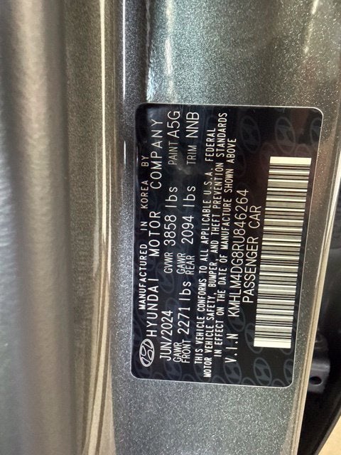 2024 Hyundai Elantra SEL w/ LANE KEEP ASSIST