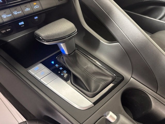 2024 Hyundai Elantra SEL w/ LANE KEEP ASSIST