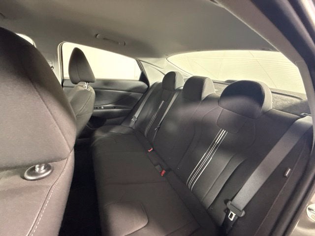 2024 Hyundai Elantra SEL w/ LANE KEEP ASSIST