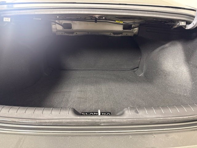 2024 Hyundai Elantra SEL w/ LANE KEEP ASSIST