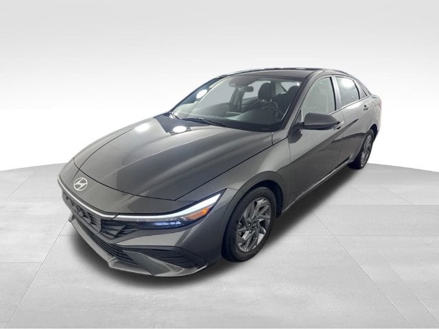 2024 Hyundai Elantra SEL w/ LANE KEEP ASSIST